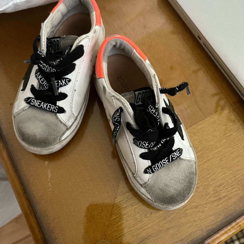 Kids sneaker worn 2 times .